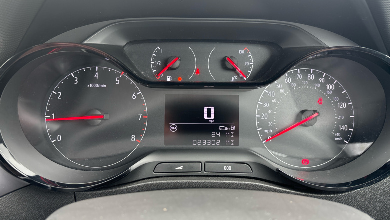 Vauxhall Crossland 1.2 Design 5dr Petrol Hatchback